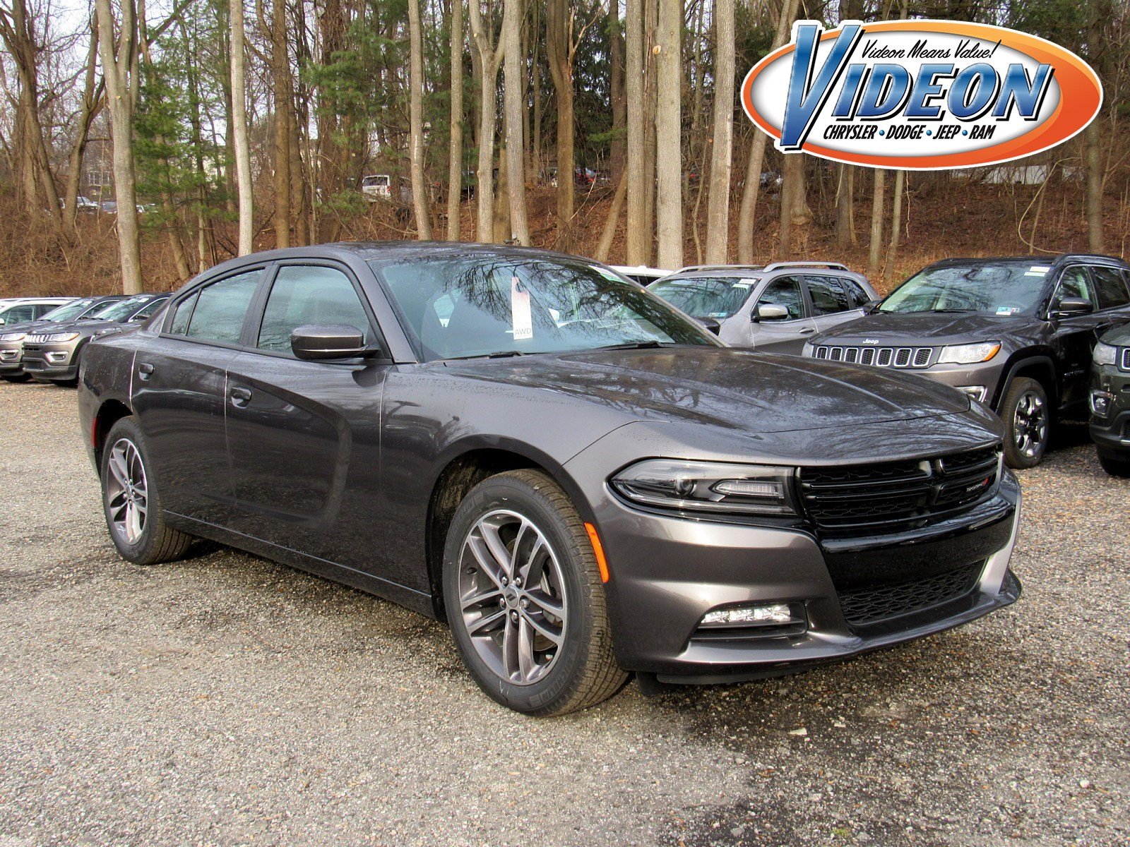 New 2019 DODGE Charger SXT Sedan in Newtown Square K2025.